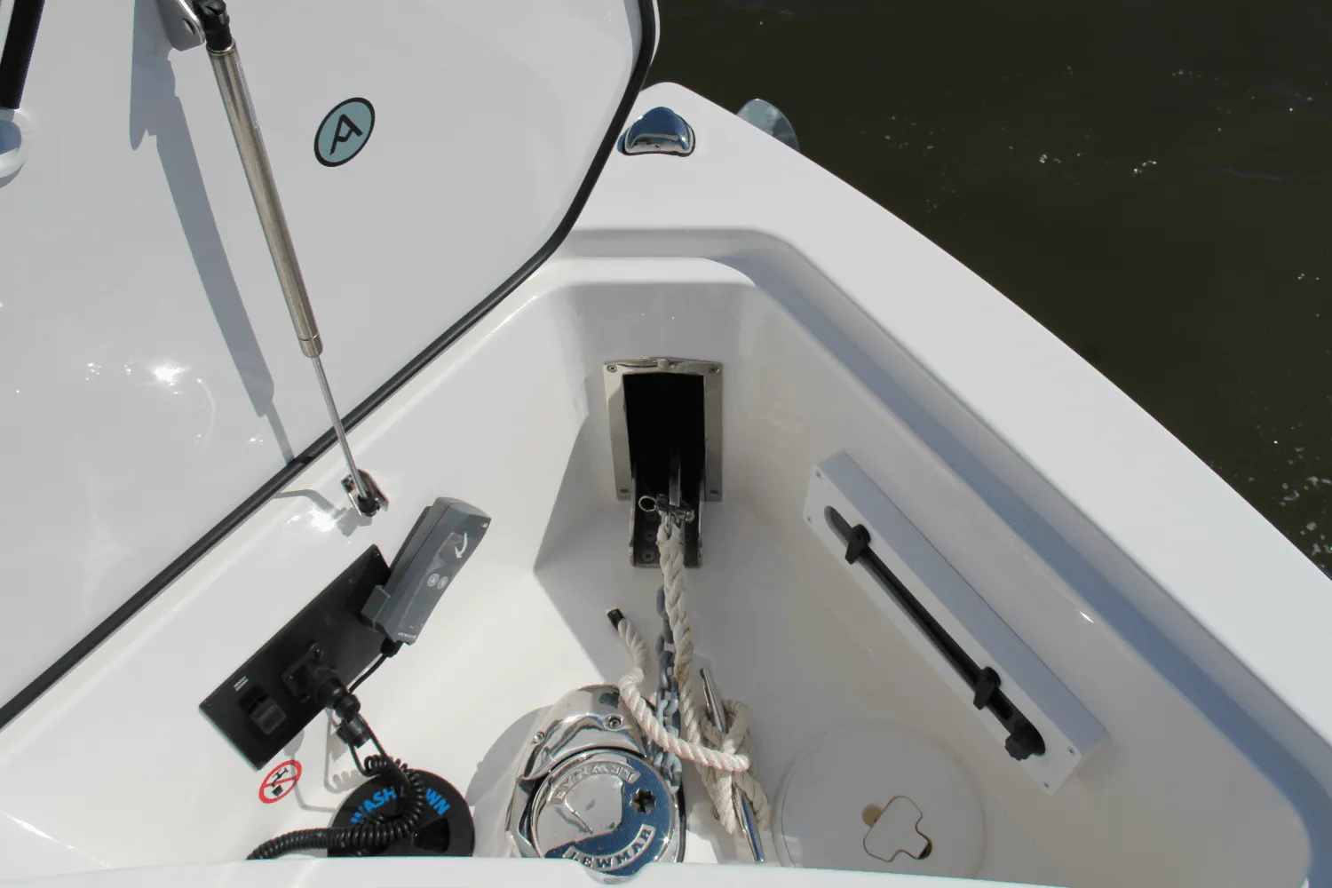 2023 Aviara AV36 Outboard Image Thumbnail #5