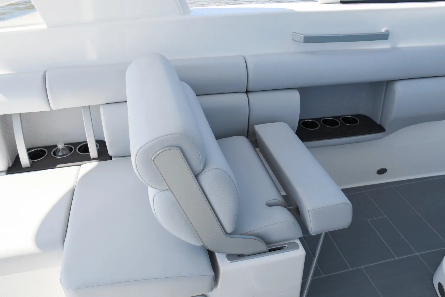 2023 Aviara AV36 Outboard Image Thumbnail #20
