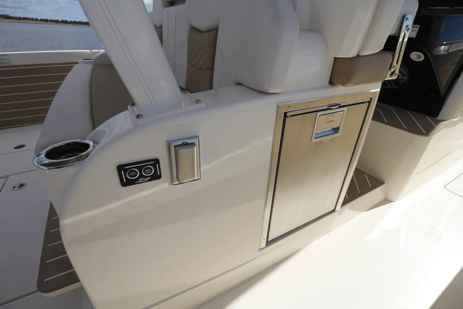 2024 Scout 400 LXF Image Thumbnail #40