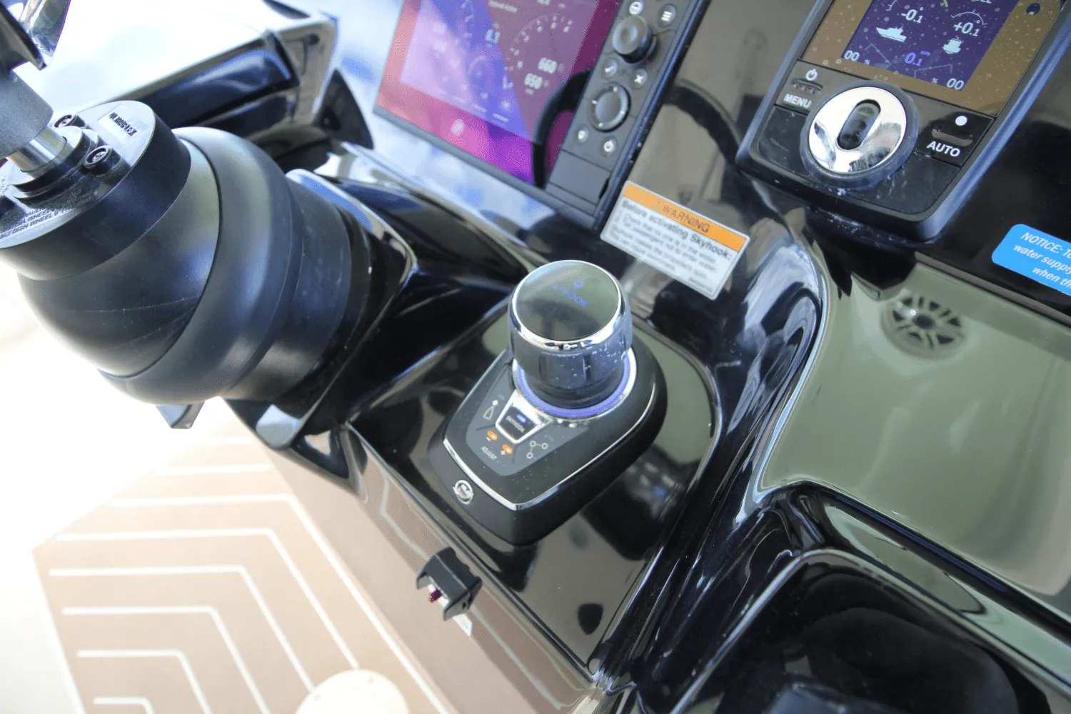 2024 Scout 400 LXF Image Thumbnail #54