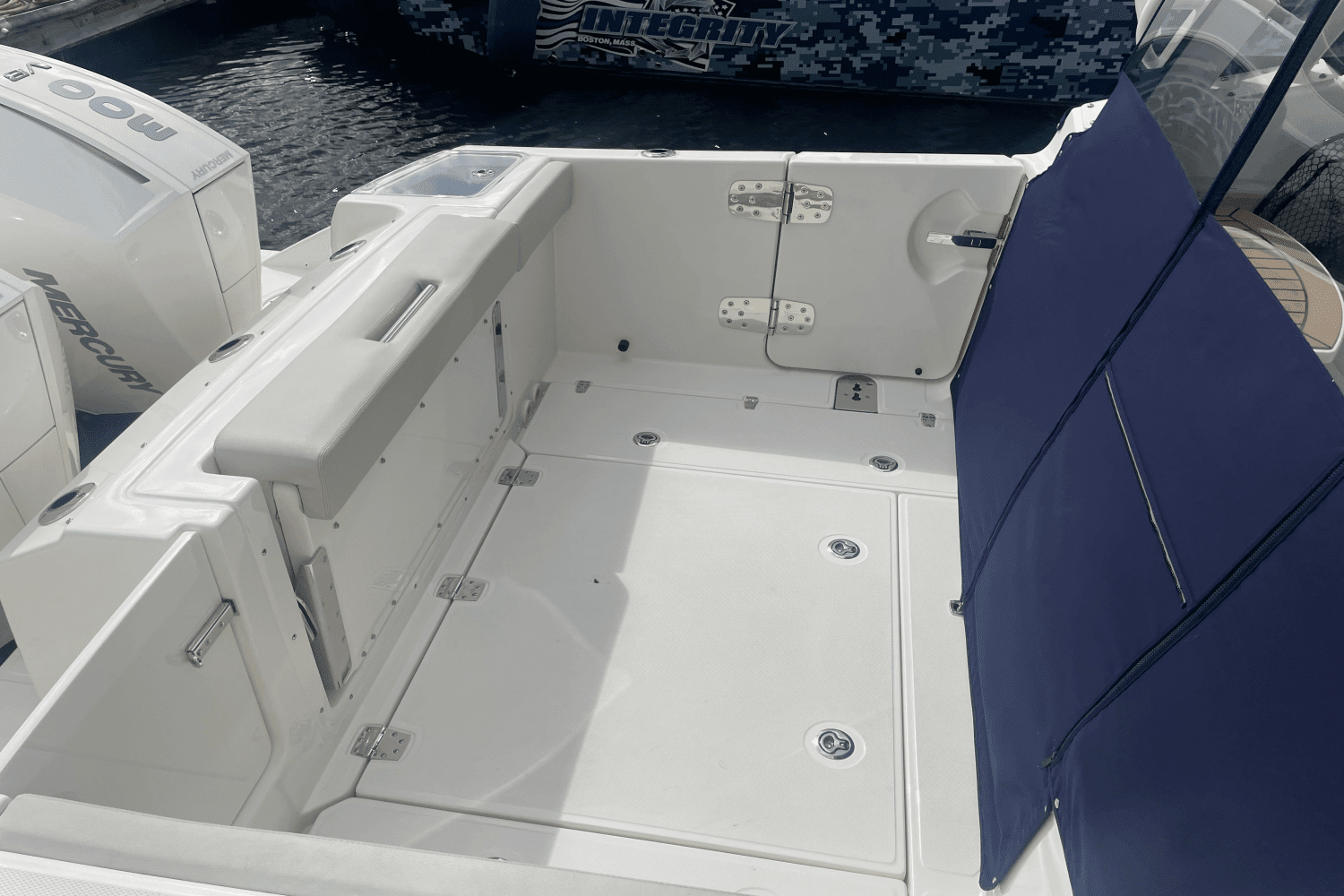 Thumbnail 3 for 2023 Boston Whaler 280 VANTAGE