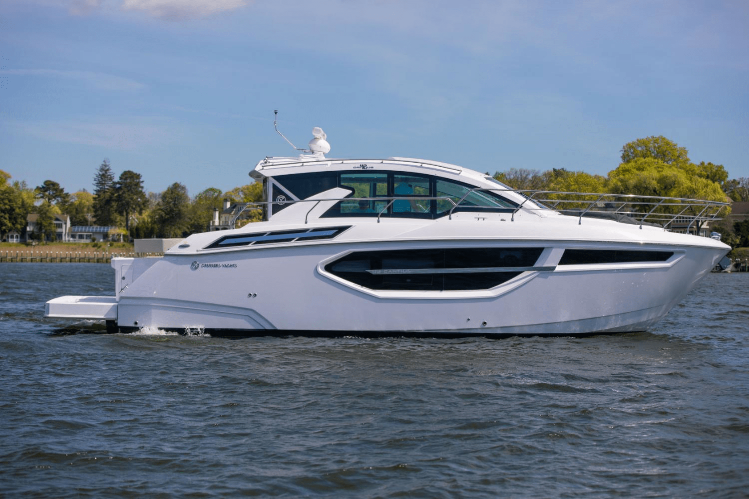 2024 Cruisers Yachts 50 Cantius Image Thumbnail #3