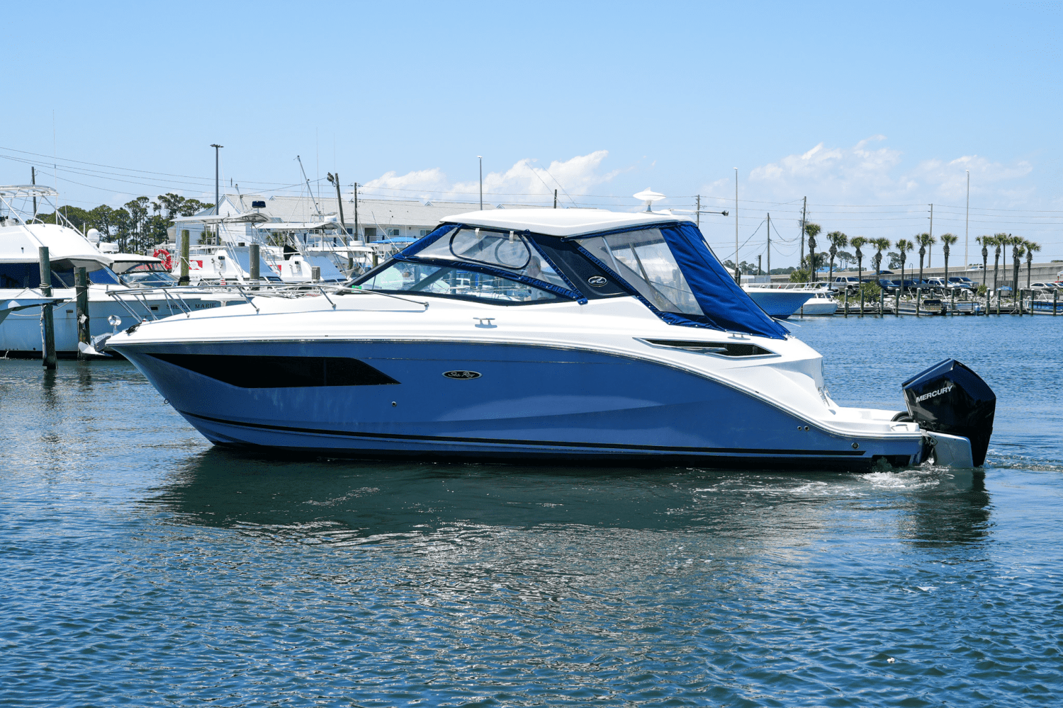 2019 Sea Ray 32 SUNDANCER Image Thumbnail #4