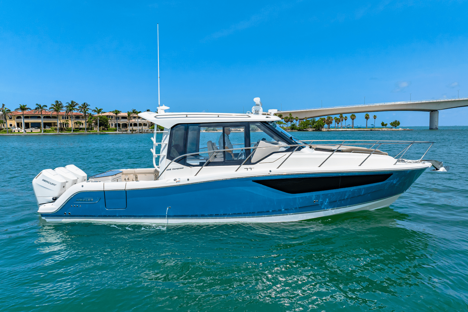 2025 Boston Whaler 365 Conquest Image Thumbnail #6