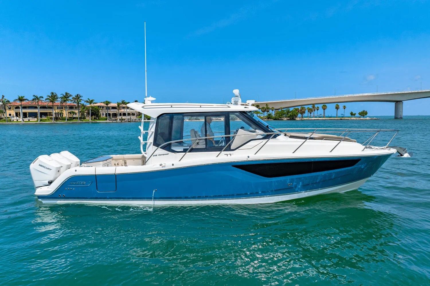 2025 Boston Whaler 365 Conquest Image Thumbnail #6