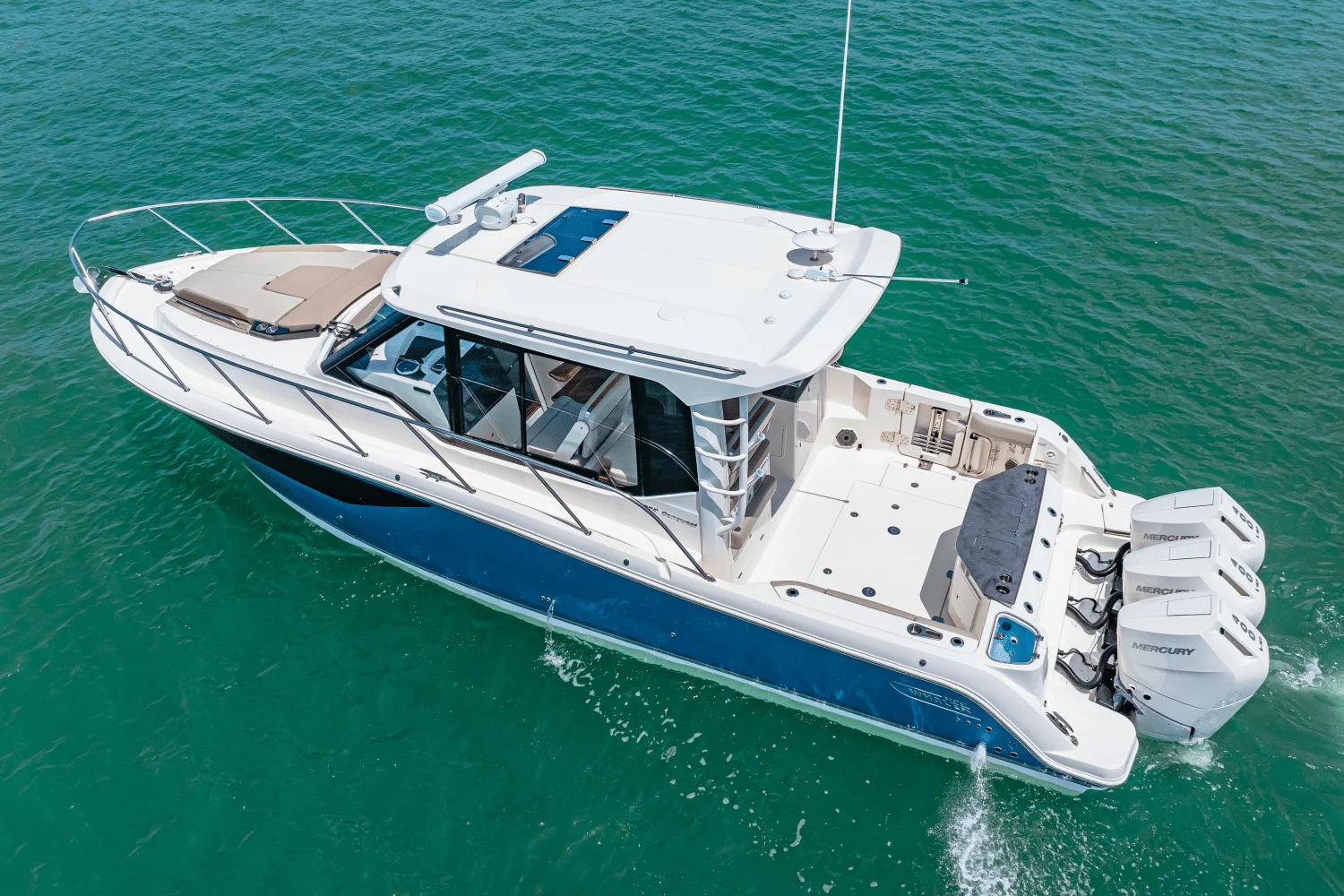 2025 Boston Whaler 365 Conquest Image Thumbnail #48