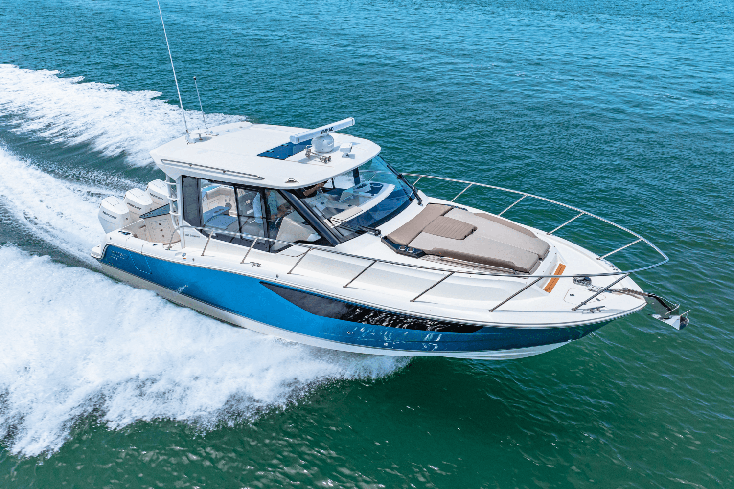 2025 Boston Whaler 365 Conquest Image Thumbnail #21