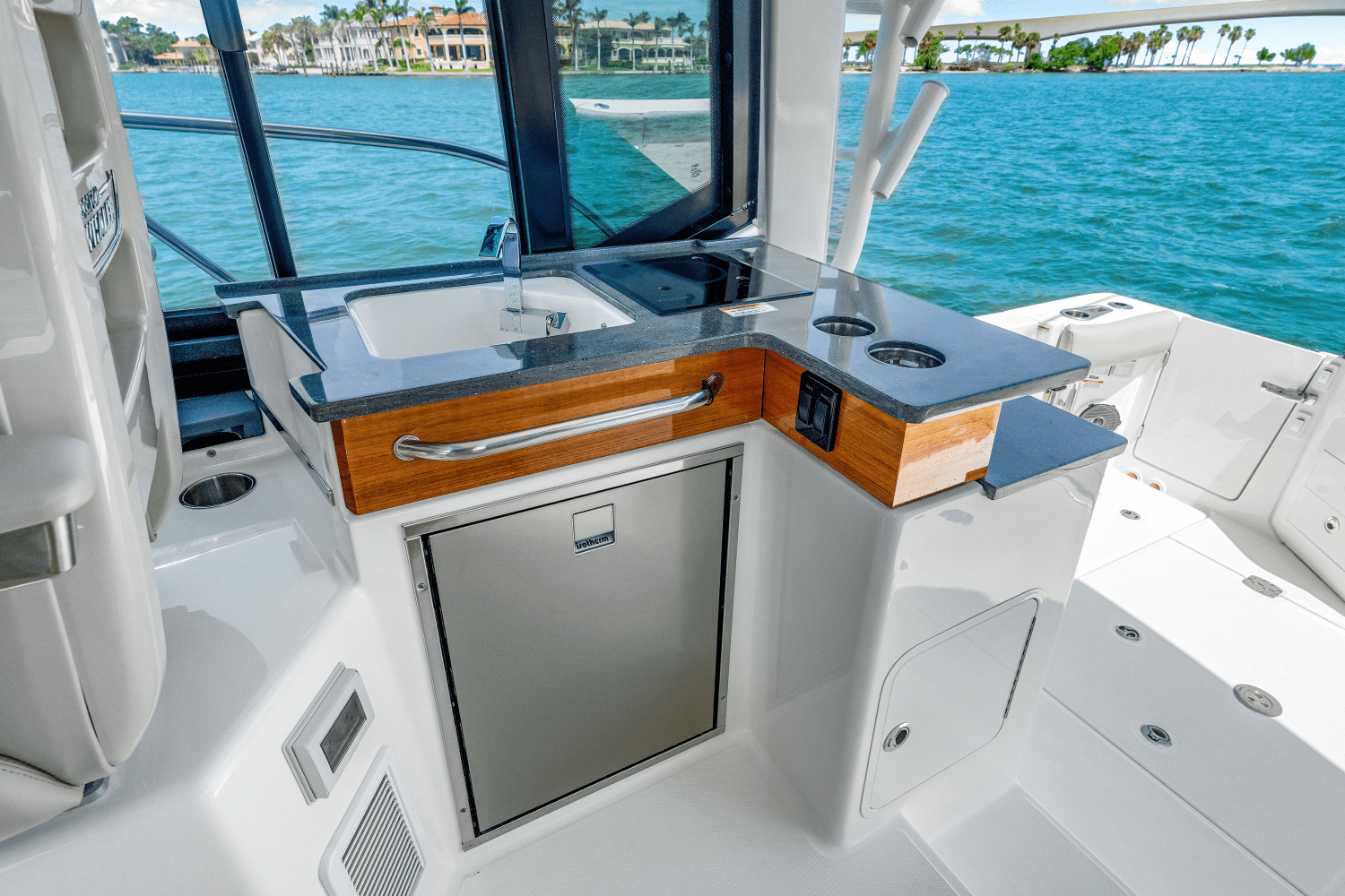 2025 Boston Whaler 365 Conquest Image Thumbnail #70