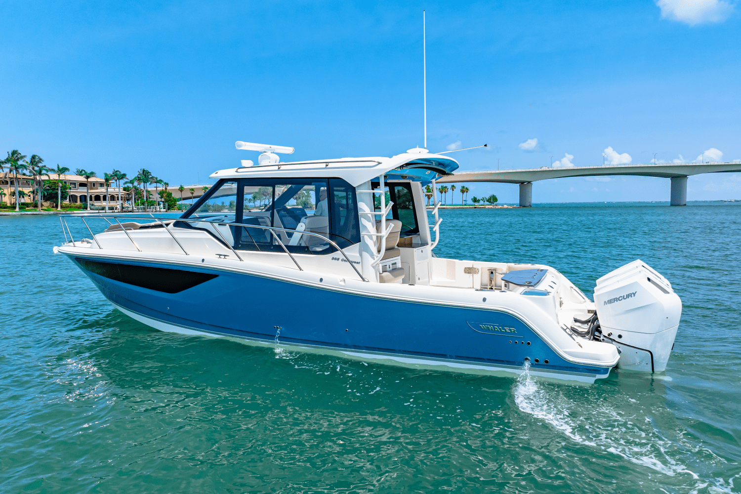 2025 Boston Whaler 365 Conquest Image Thumbnail #5