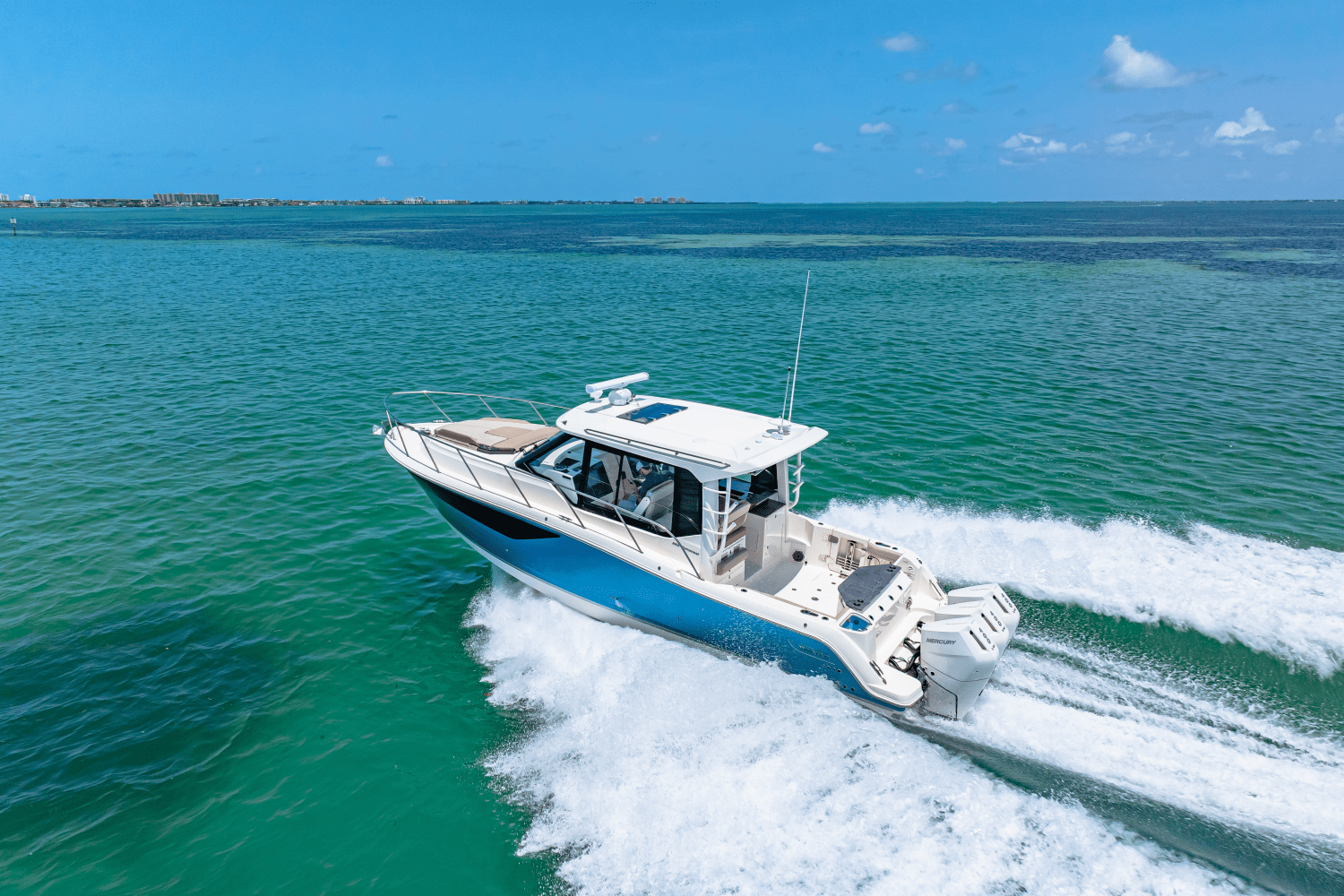 2025 Boston Whaler 365 Conquest Image Thumbnail #29