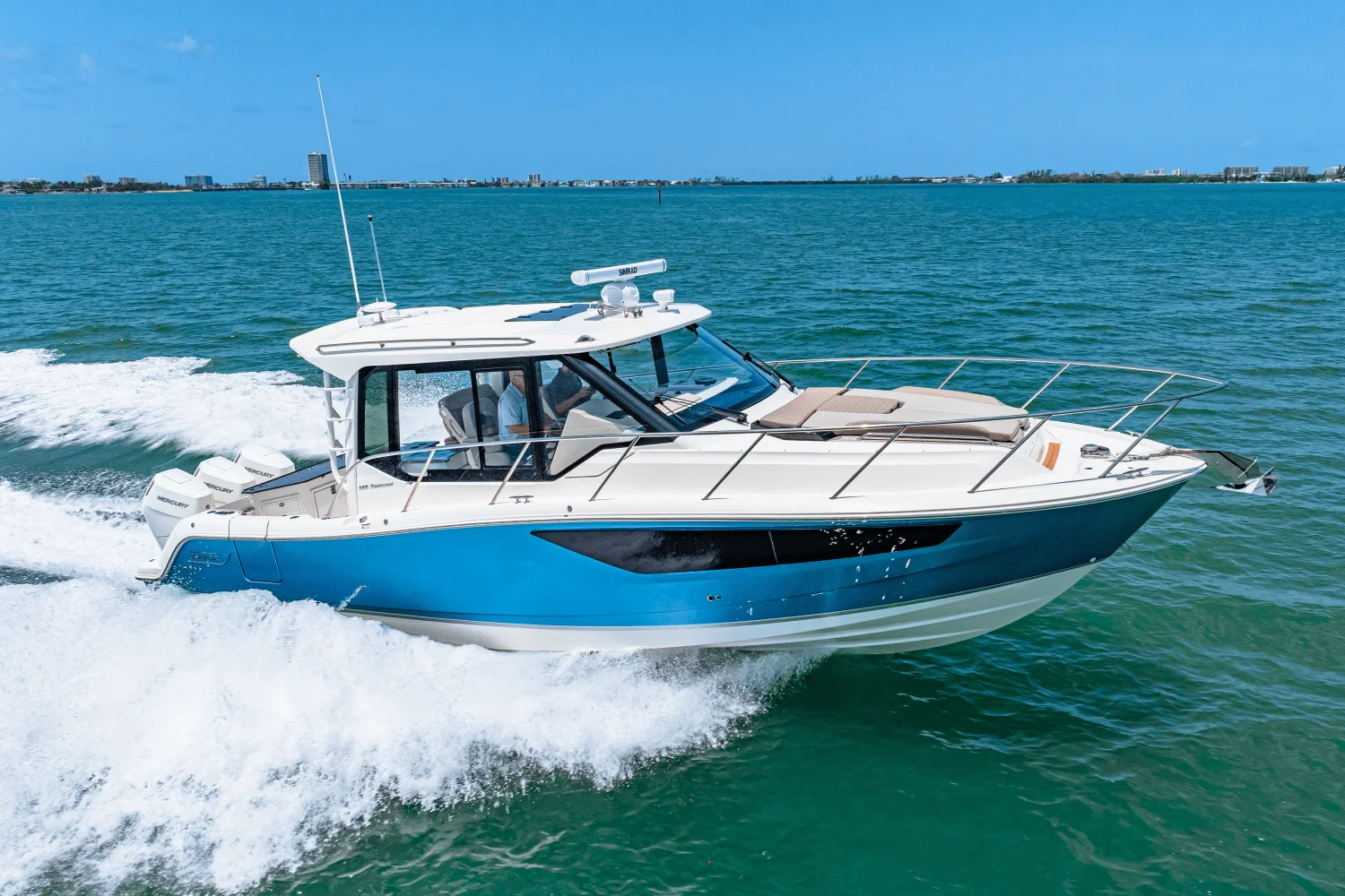 2025 Boston Whaler 365 Conquest Image Thumbnail #33