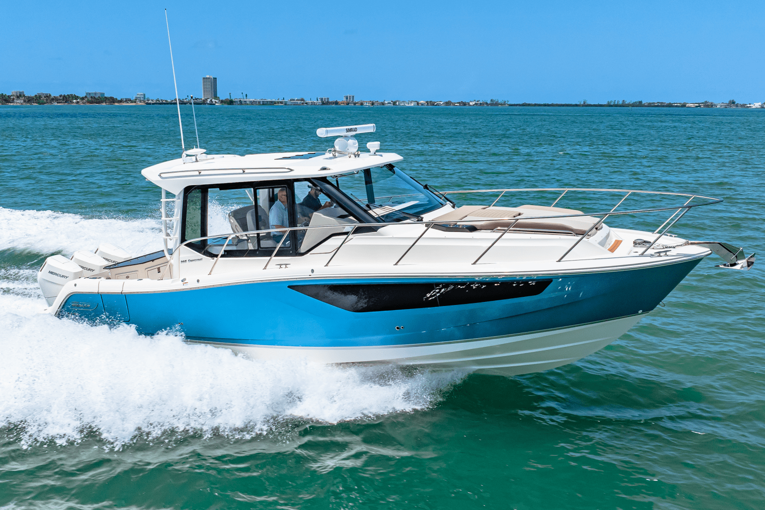 2025 Boston Whaler 365 Conquest Image Thumbnail #23