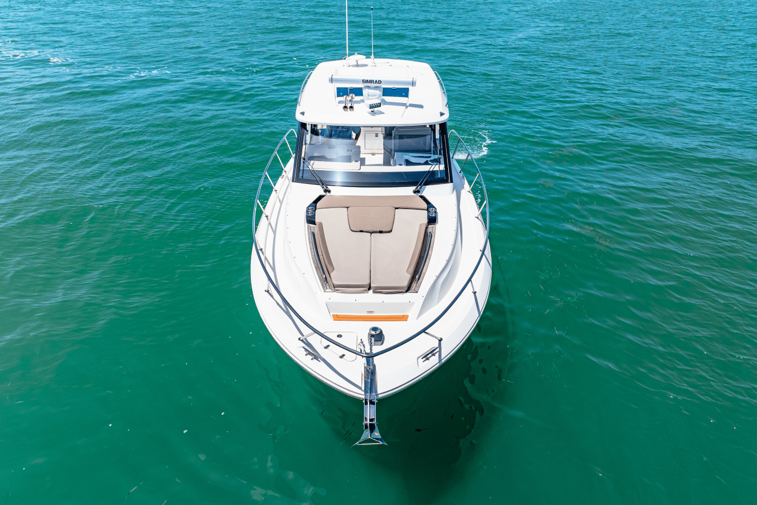 2025 Boston Whaler 365 Conquest Image Thumbnail #12