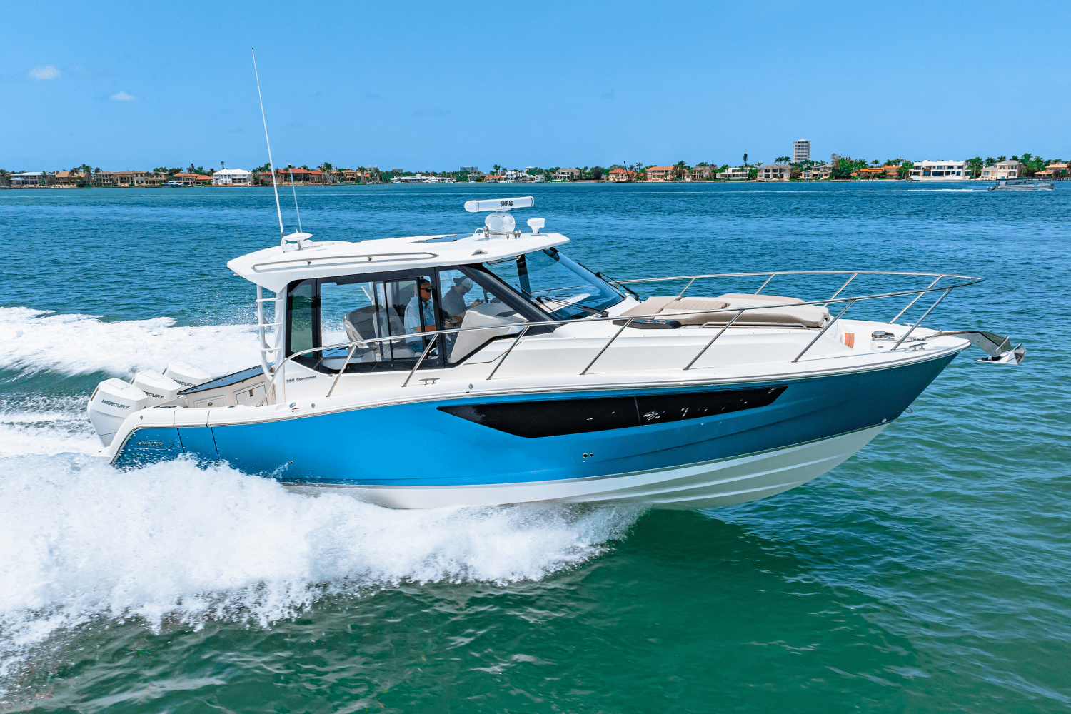 2025 Boston Whaler 365 Conquest Image Thumbnail #19