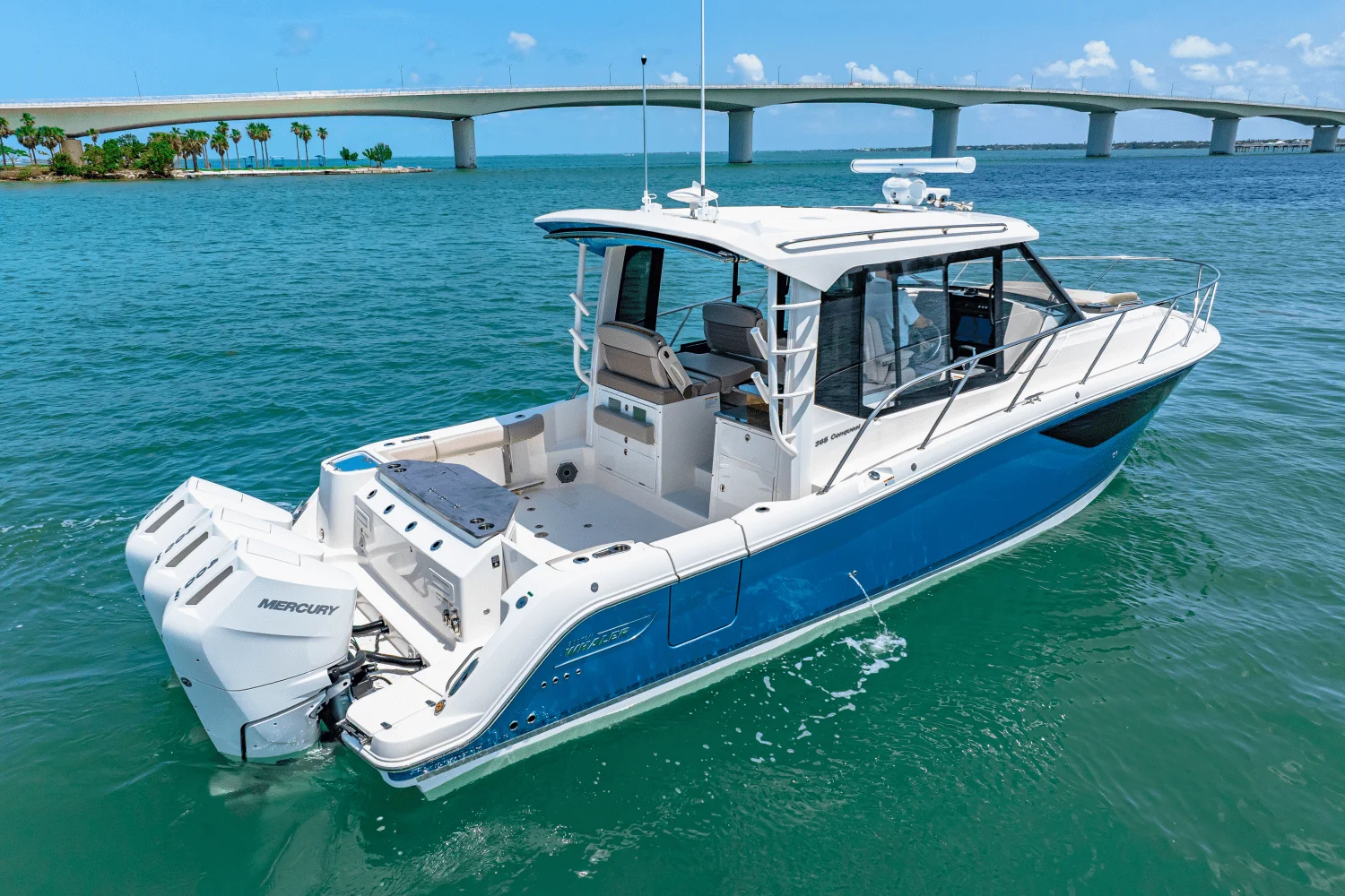 2025 Boston Whaler 365 Conquest Image Thumbnail #54