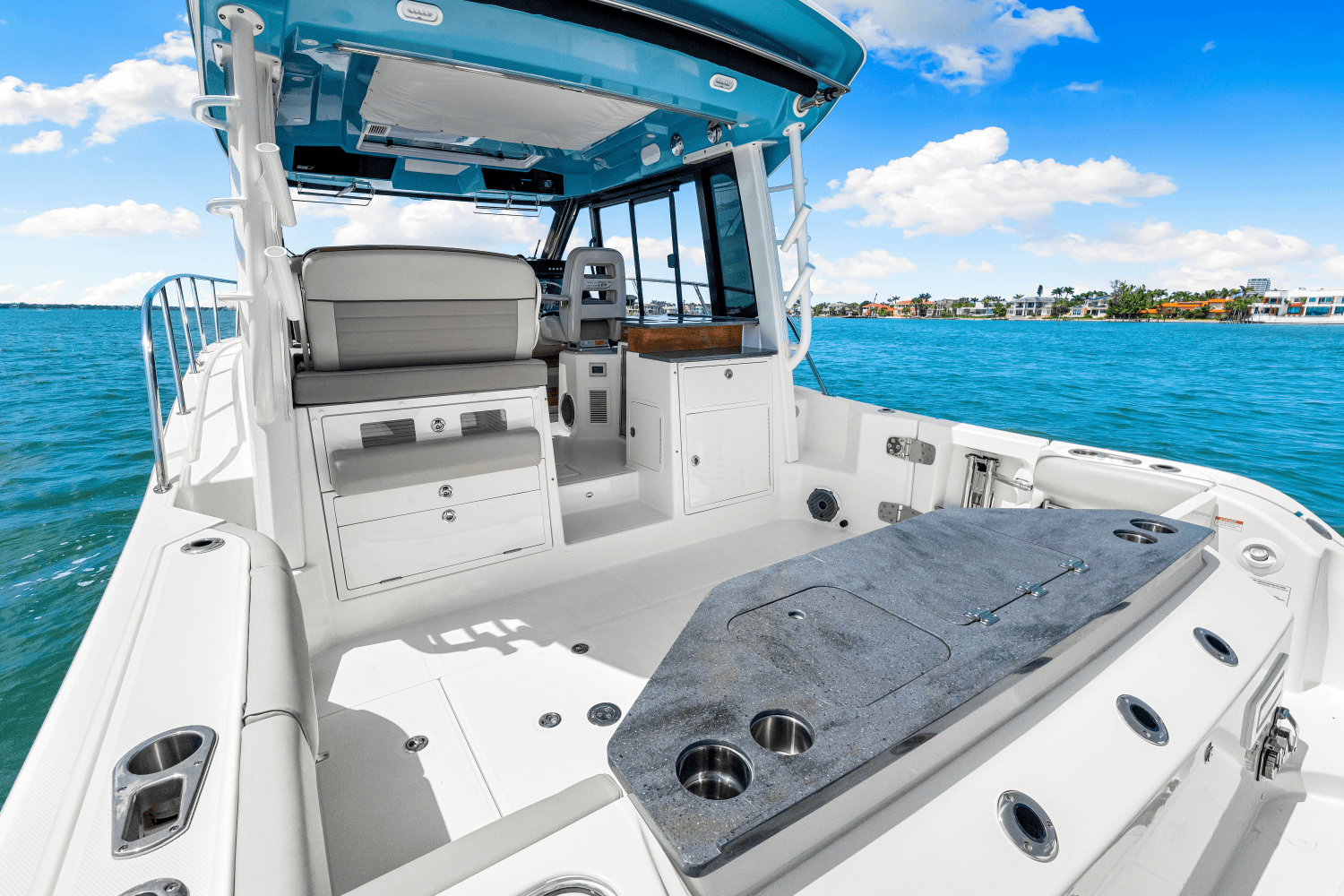 2025 Boston Whaler 365 Conquest Image Thumbnail #32