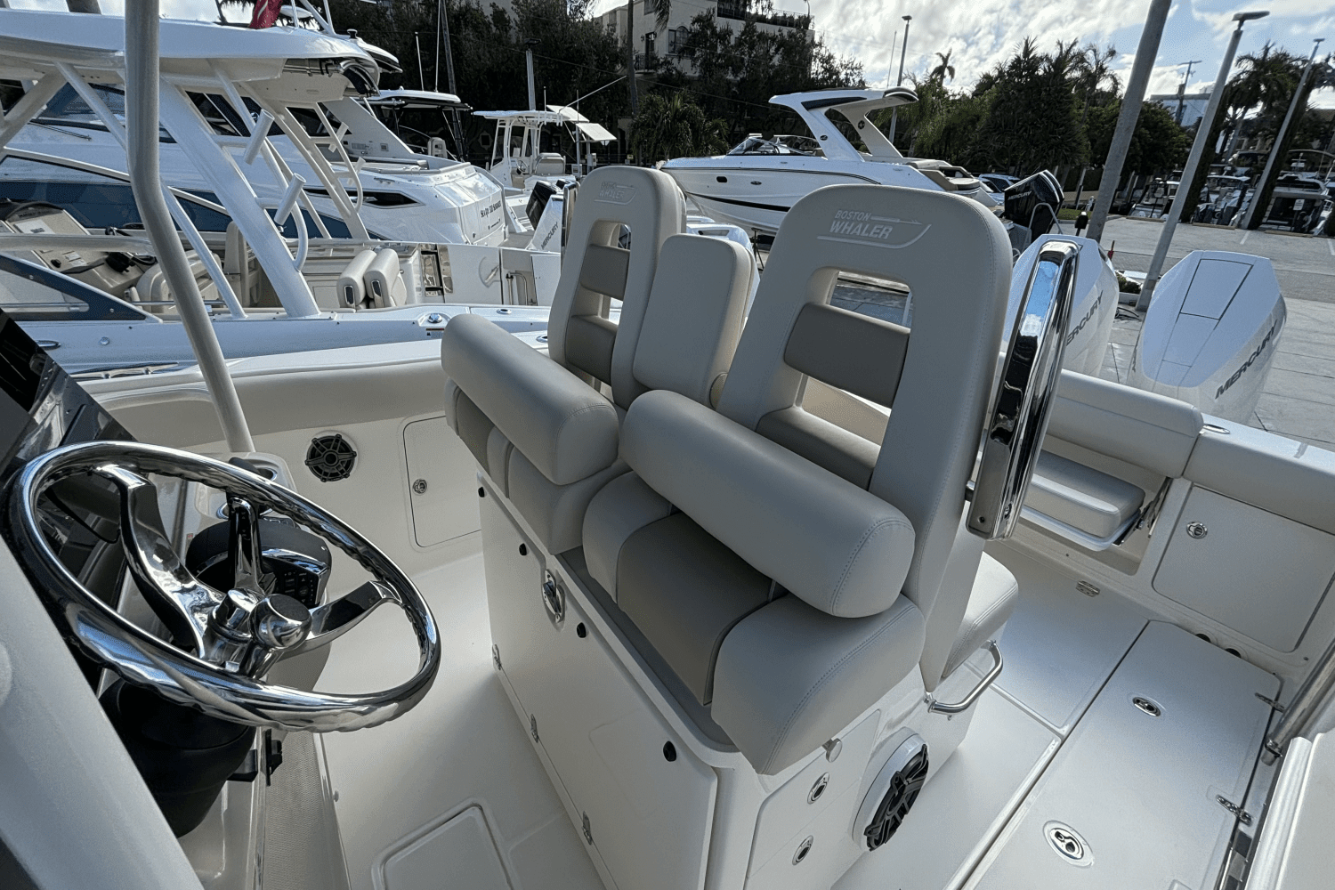 2024 Boston Whaler 330 Outrage Image Thumbnail #10