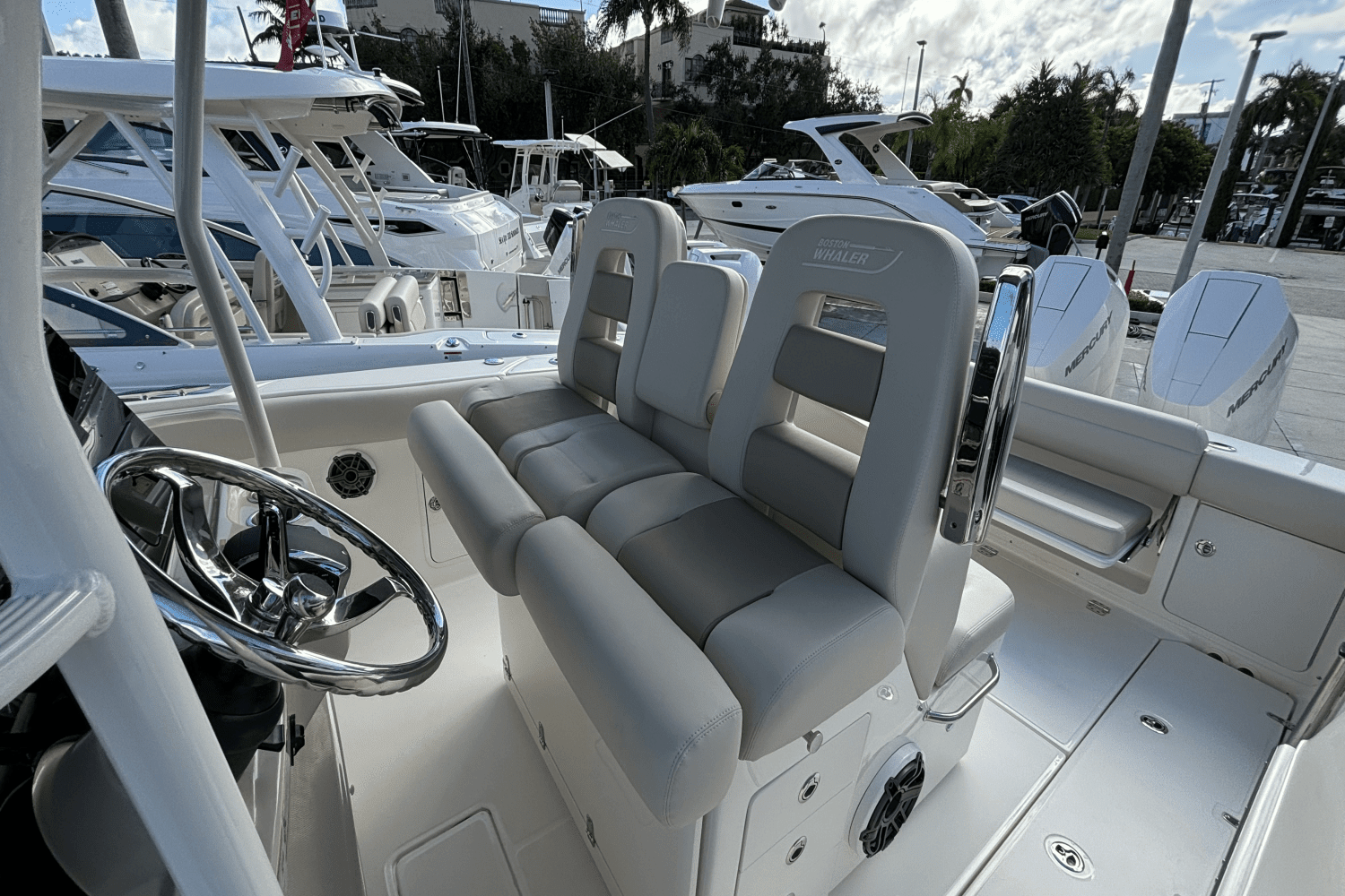 2024 Boston Whaler 330 Outrage Image Thumbnail #11