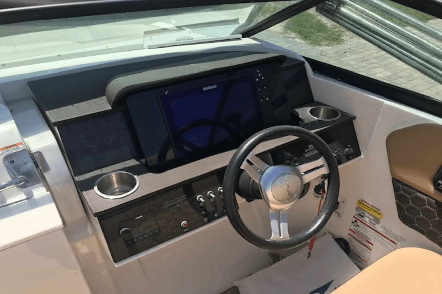 2019 Sea Ray 250SDX Image Thumbnail #16