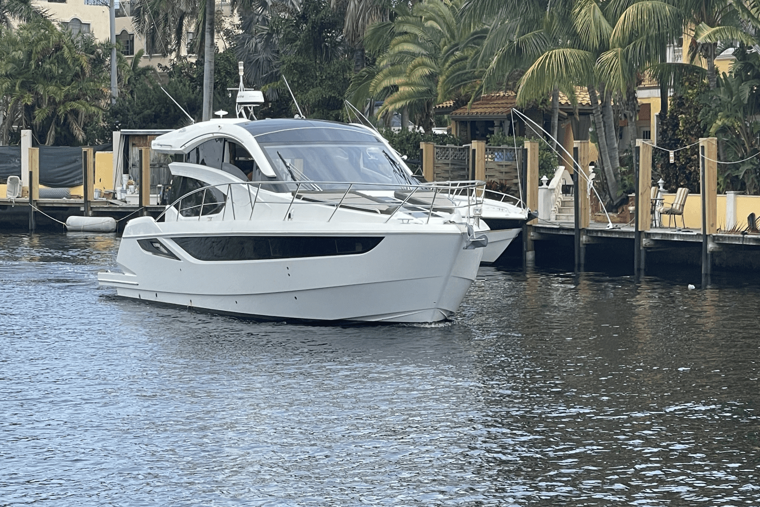 Thumbnail 4 for 2019 Galeon 430 HTC