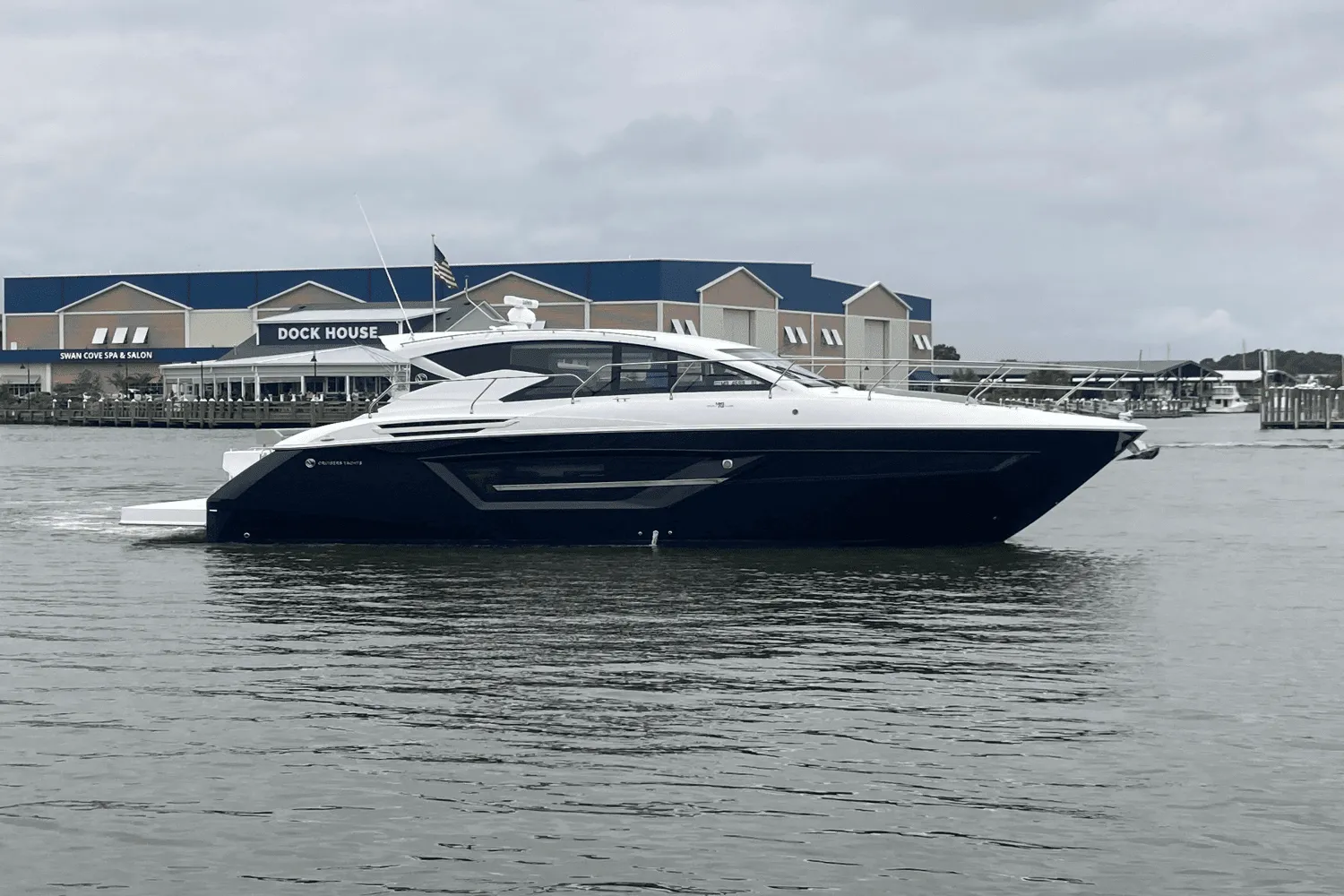 2025 Cruisers Yachts 46 Cantius Image Thumbnail #0