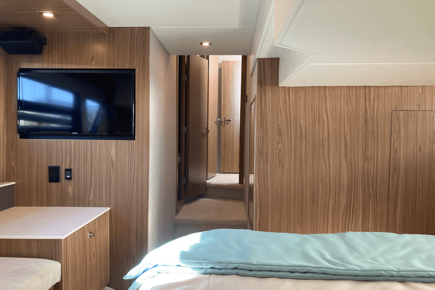 2025 Cruisers Yachts 46 Cantius Image Thumbnail #55