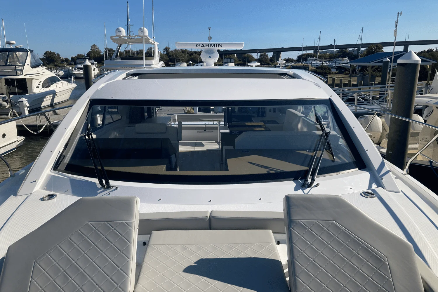 2025 Cruisers Yachts 46 Cantius Image Thumbnail #8