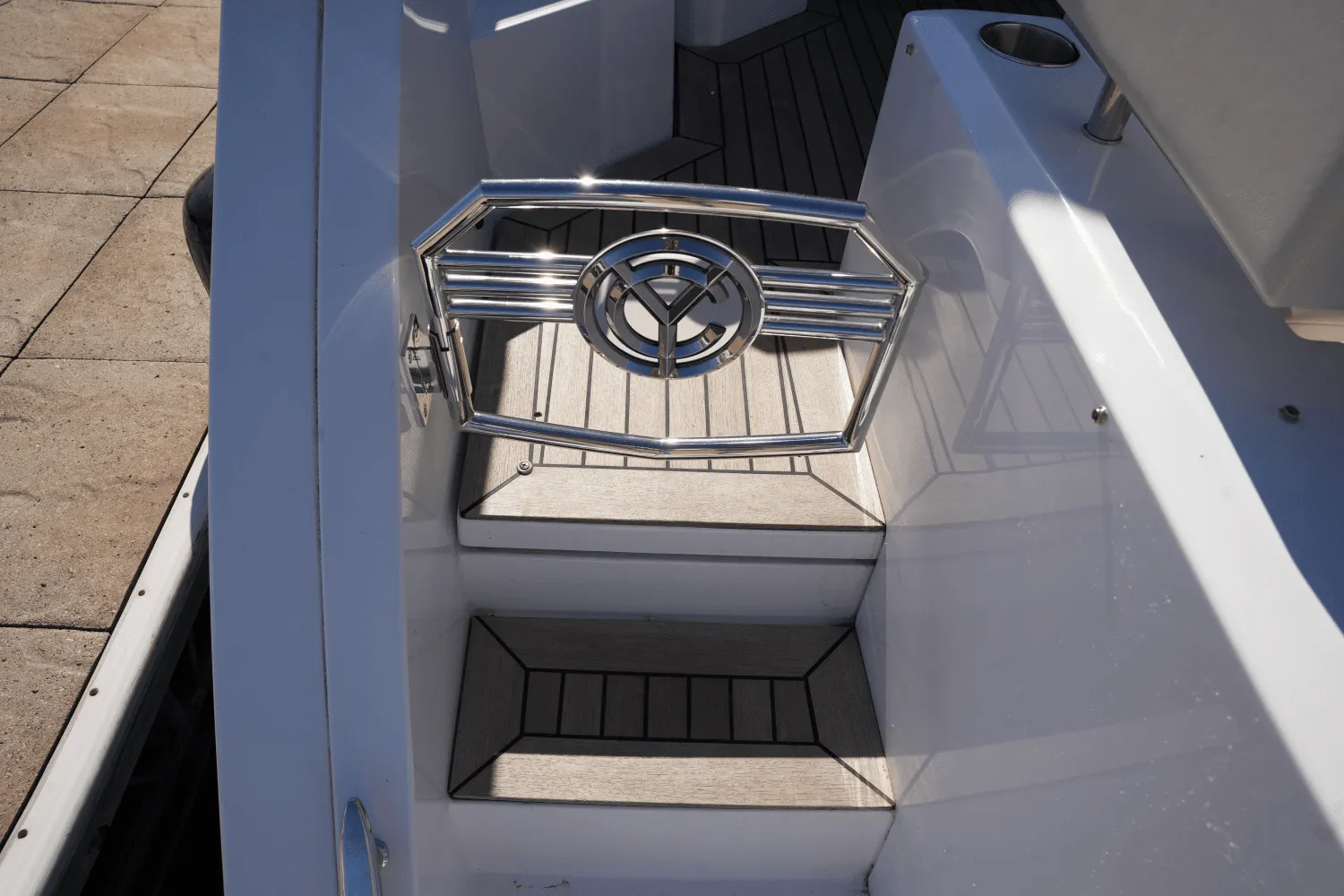 2025 Cruisers Yachts 42 Cantius Image Thumbnail #12