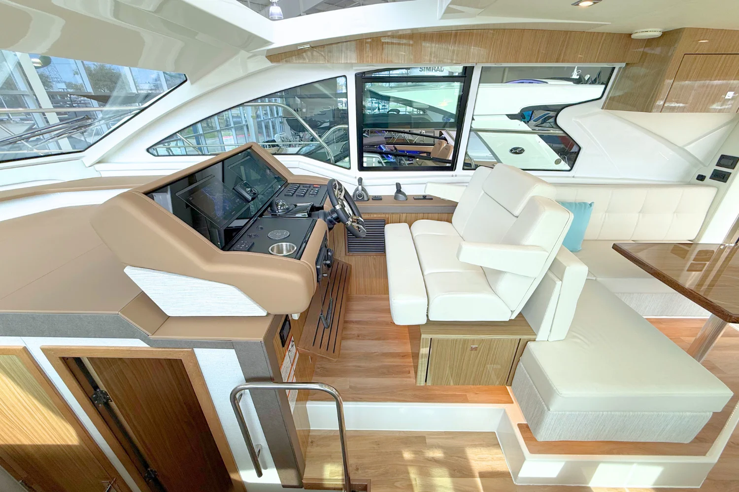 2025 Cruisers Yachts 42 Cantius Image Thumbnail #33
