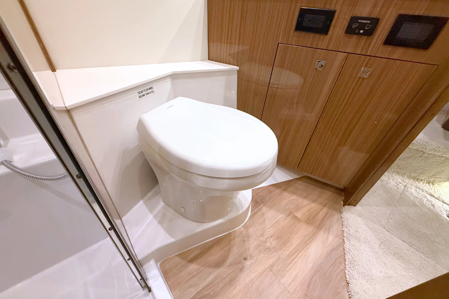 2025 Cruisers Yachts 42 Cantius Image Thumbnail #62