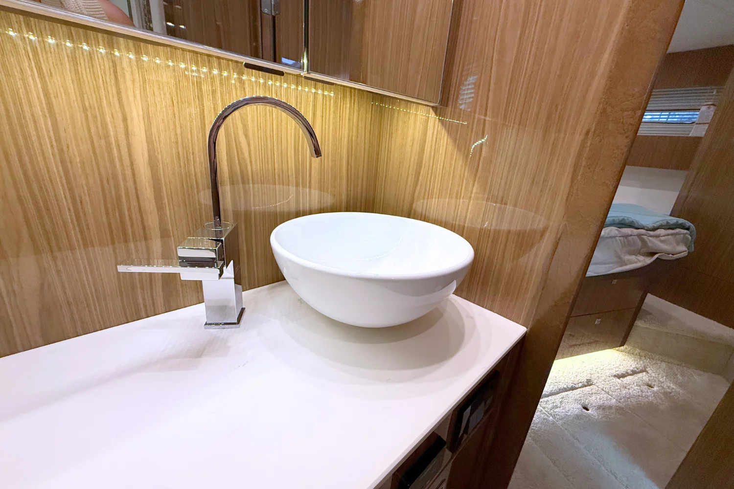 2025 Cruisers Yachts 42 Cantius Image Thumbnail #59