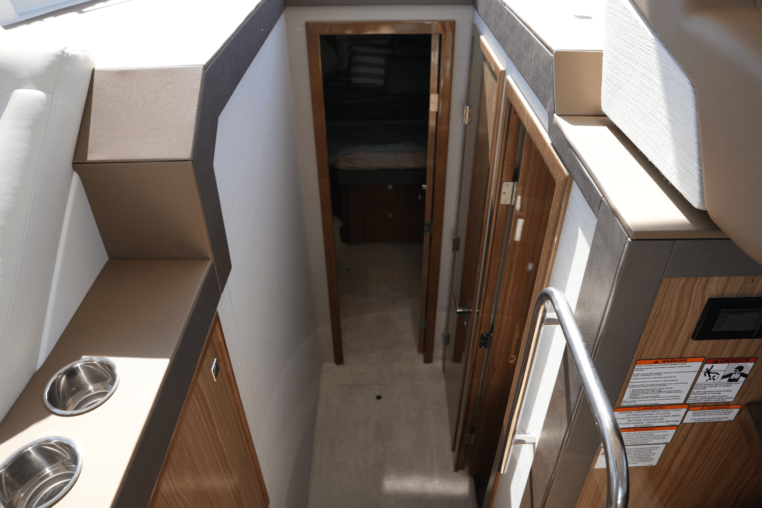 2025 Cruisers Yachts 42 Cantius Image Thumbnail #42