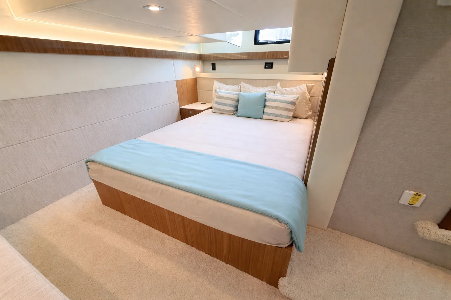 2025 Cruisers Yachts 42 Cantius Image Thumbnail #67