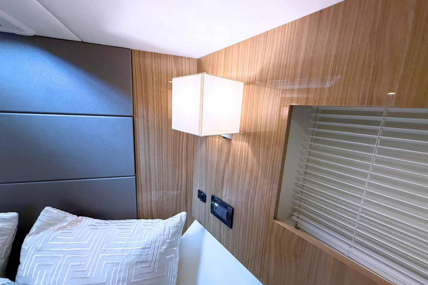 2025 Cruisers Yachts 42 Cantius Image Thumbnail #50