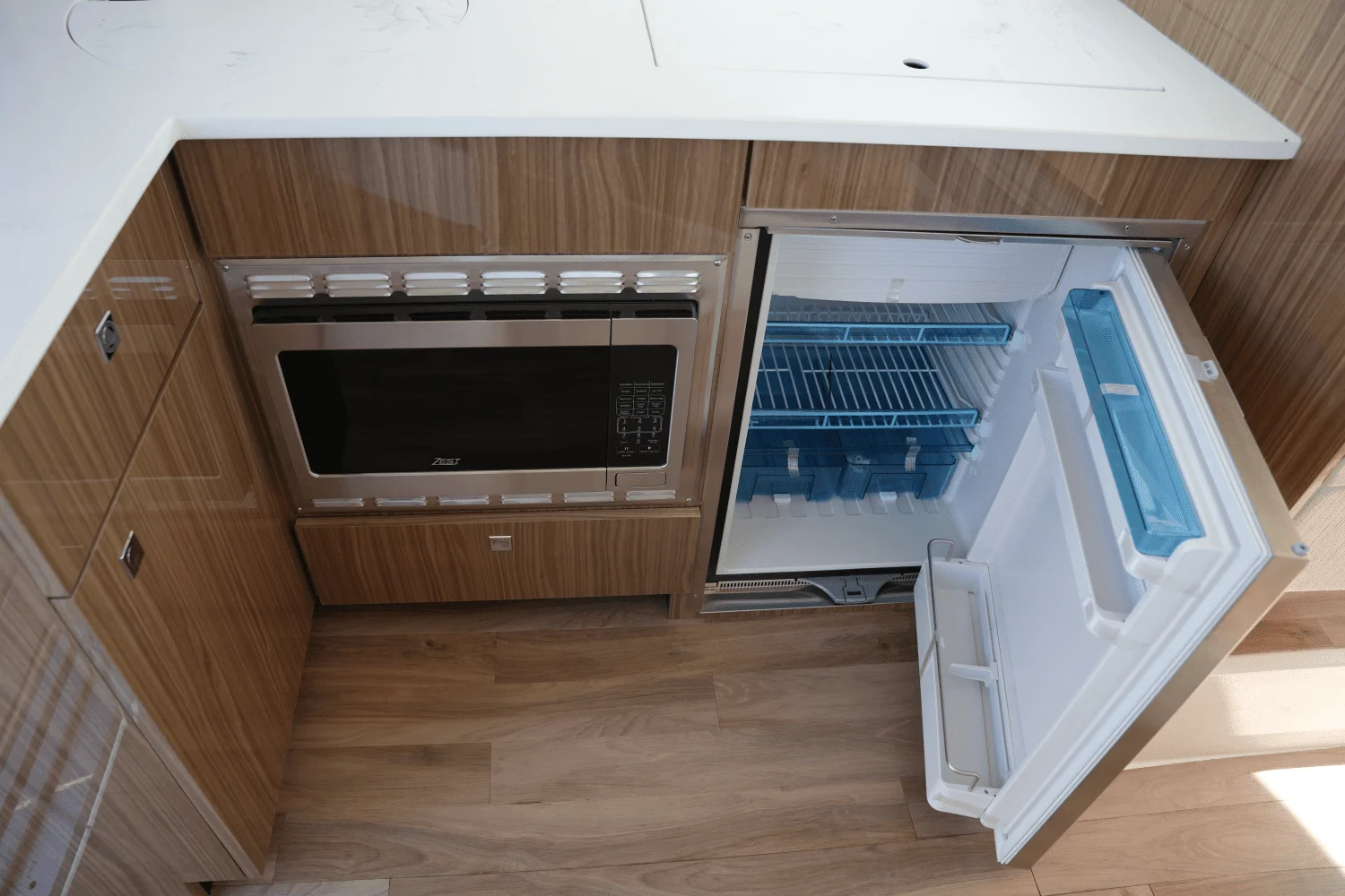 2025 Cruisers Yachts 42 Cantius Image Thumbnail #31