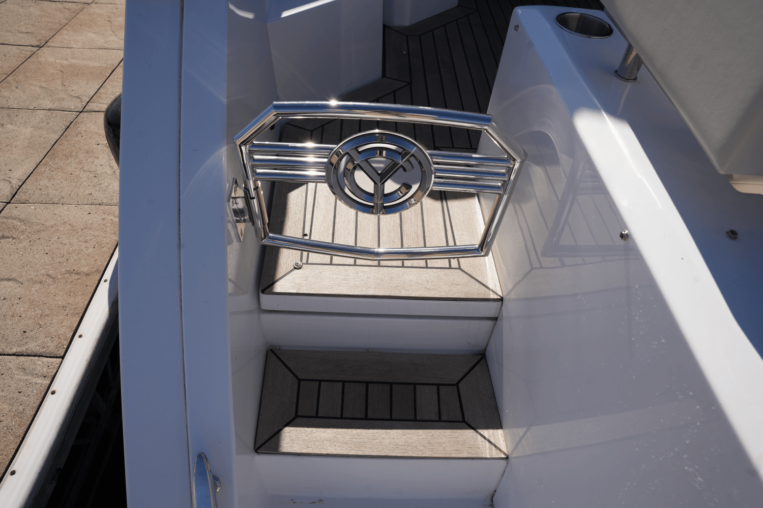 2025 Cruisers Yachts 42 Cantius Image Thumbnail #12