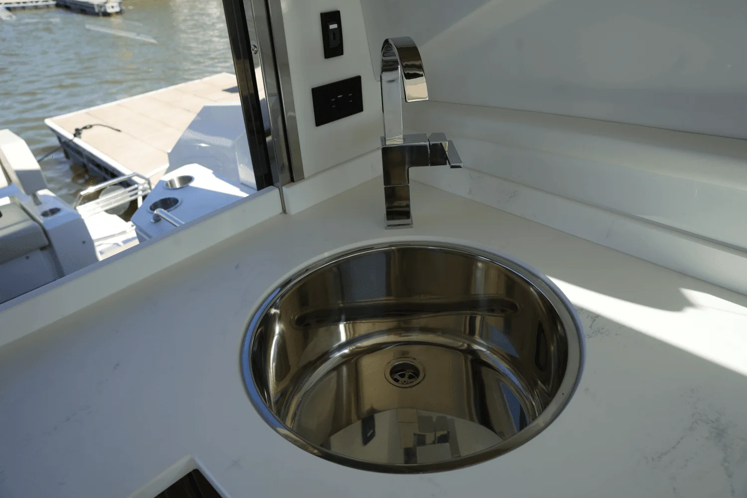 2025 Cruisers Yachts 42 Cantius Image Thumbnail #33