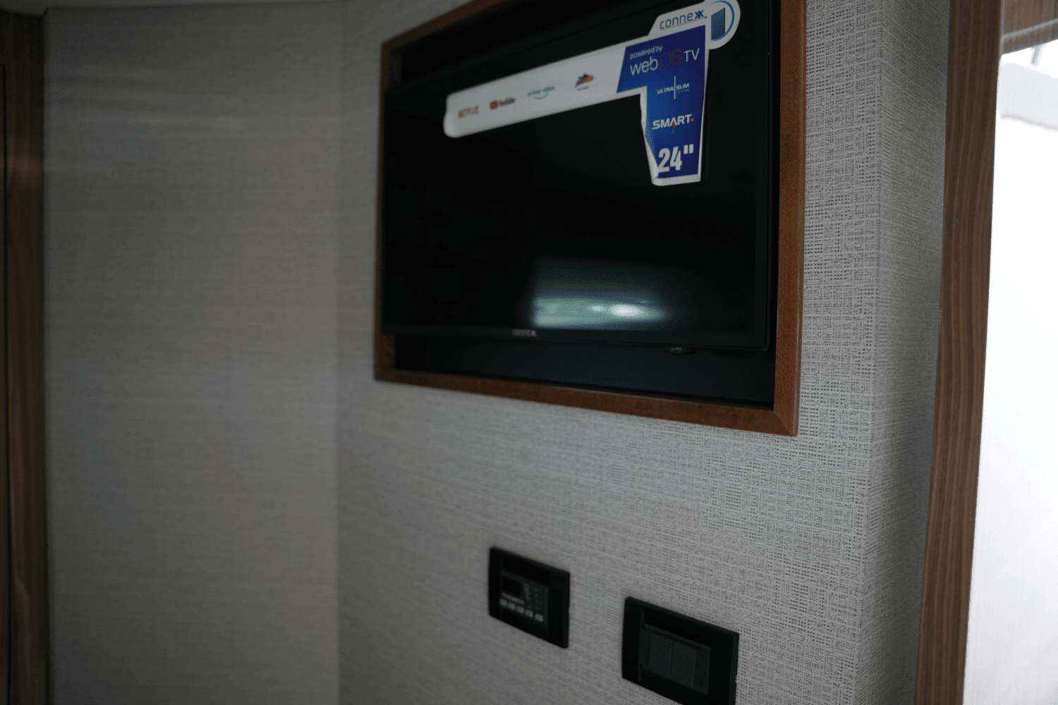 2025 Cruisers Yachts 42 Cantius Image Thumbnail #53