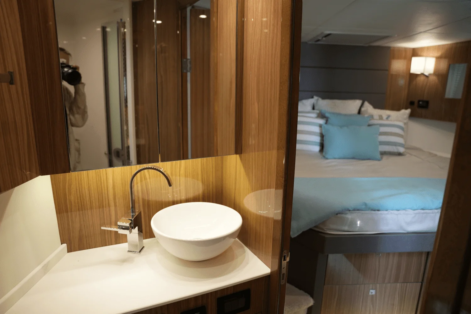 2025 Cruisers Yachts 42 Cantius Image Thumbnail #54