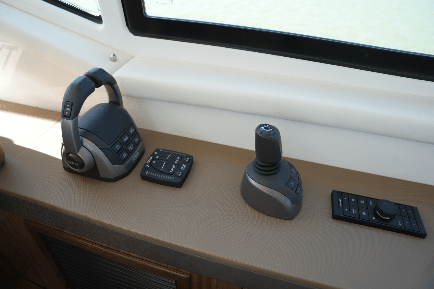 2025 Cruisers Yachts 42 Cantius Image Thumbnail #38