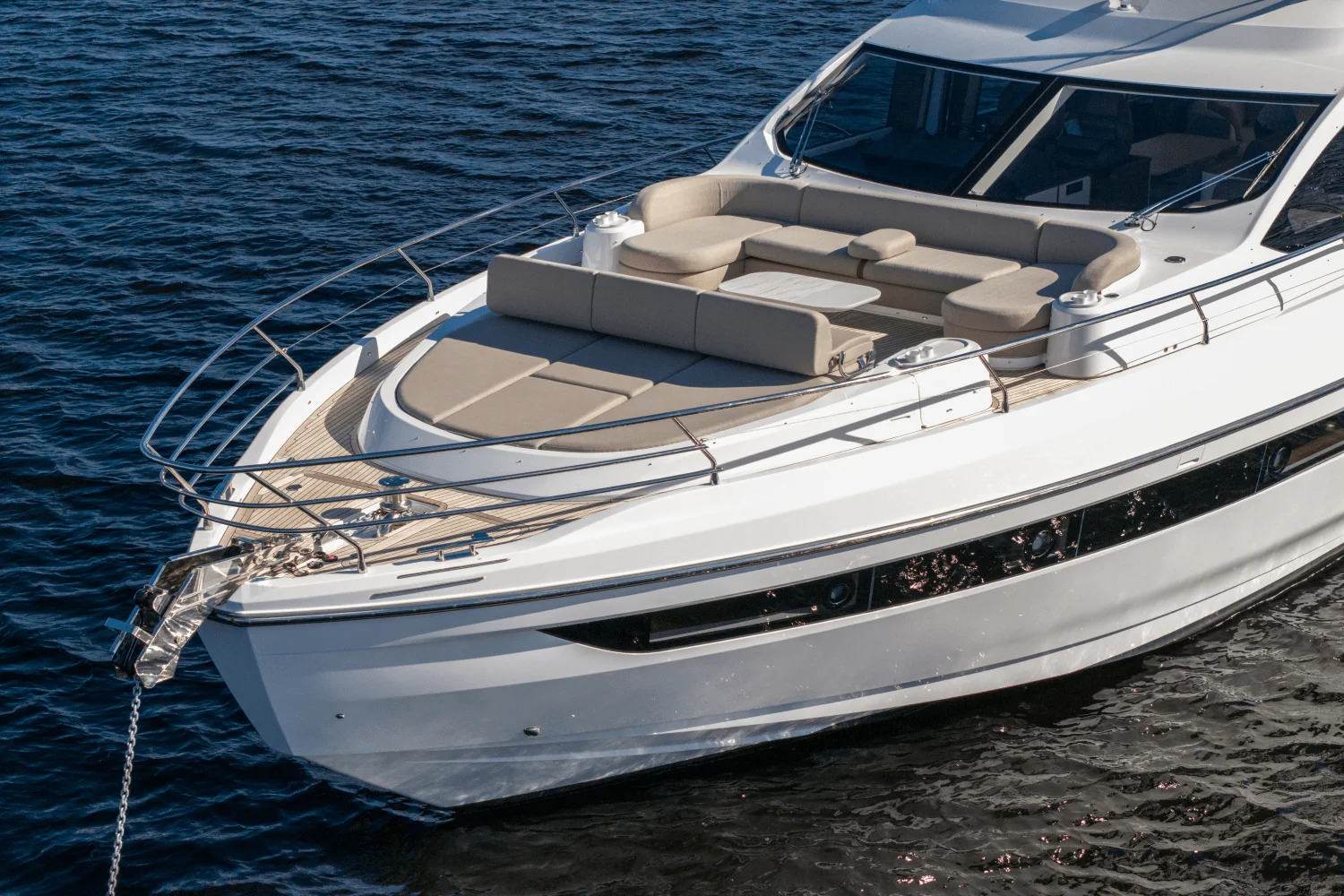 2026 Azimut Fly 72 Image Thumbnail #7