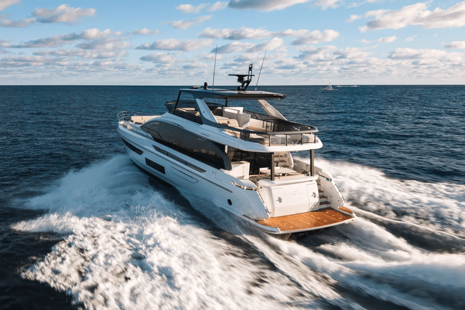 2026 Azimut Fly 72 Image Thumbnail #16