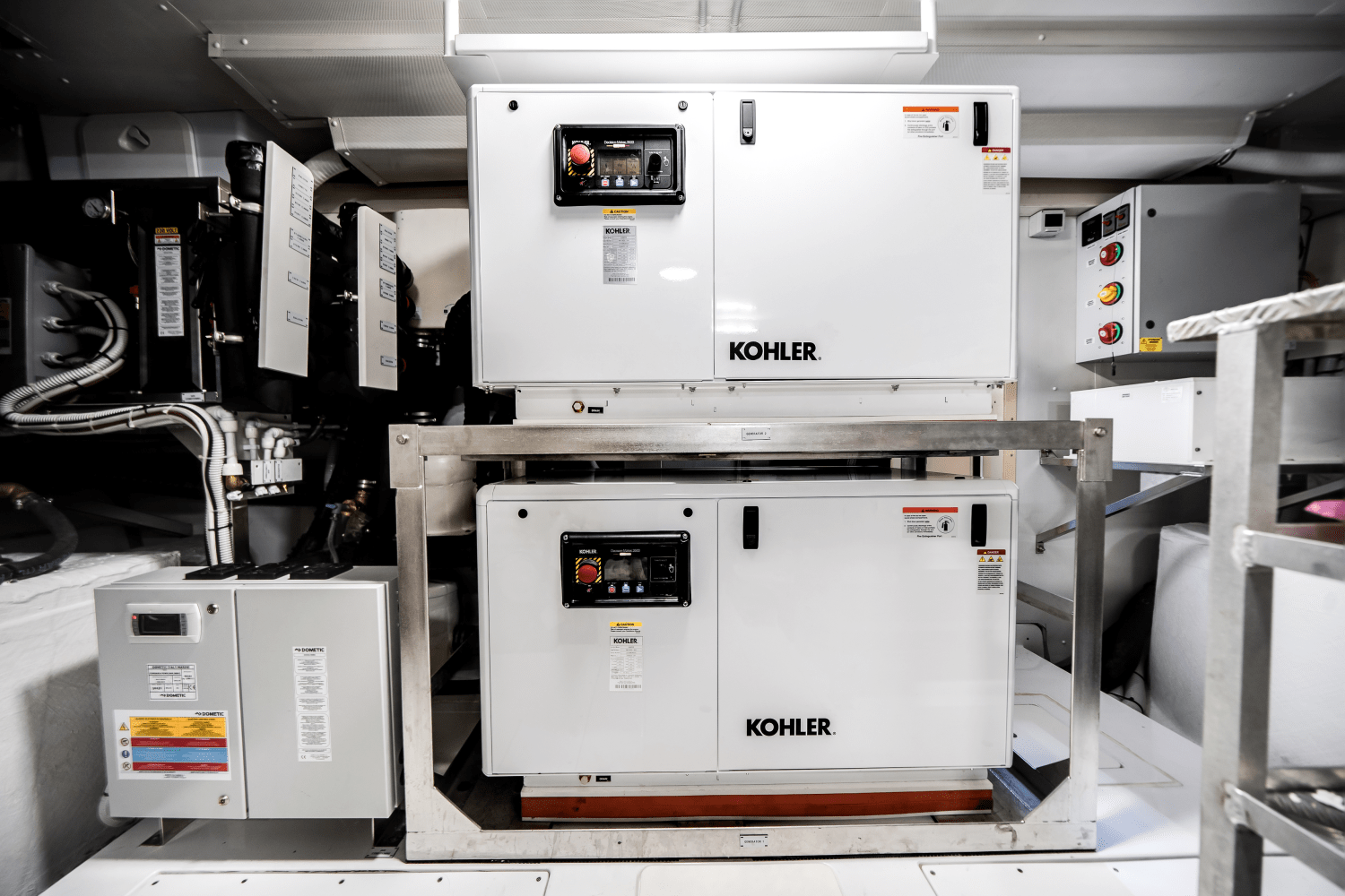 2026 Azimut Fly 72 Image Thumbnail #87