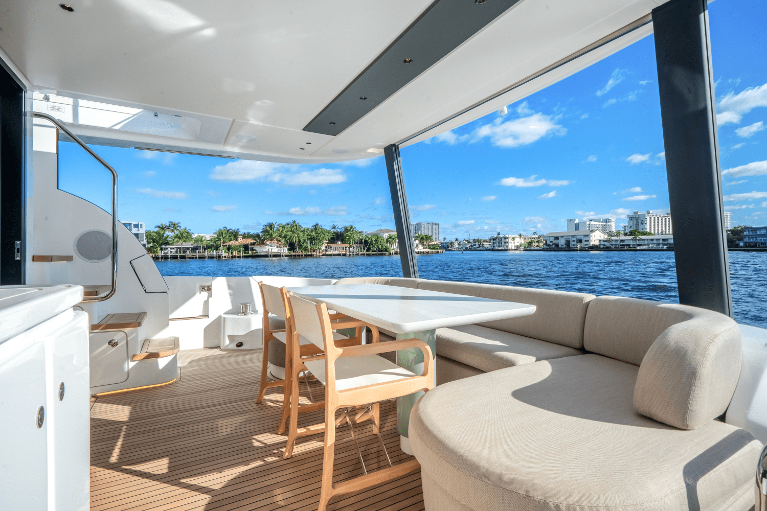 2026 Azimut Fly 72 Image Thumbnail #64