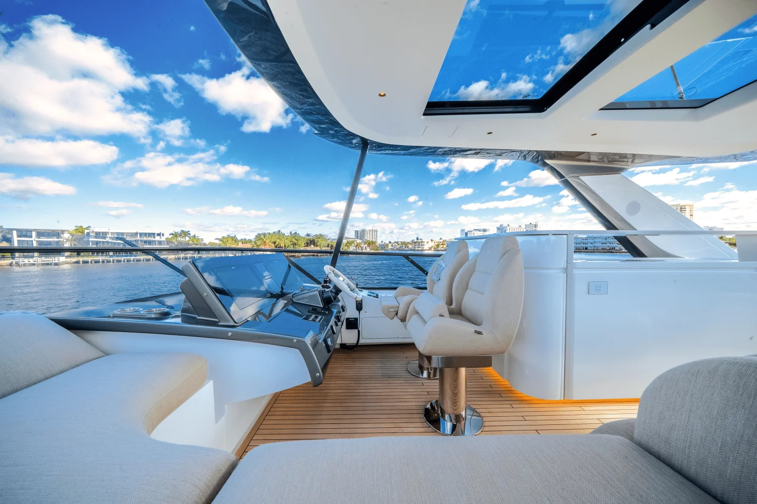 2026 Azimut Fly 72 Image Thumbnail #79