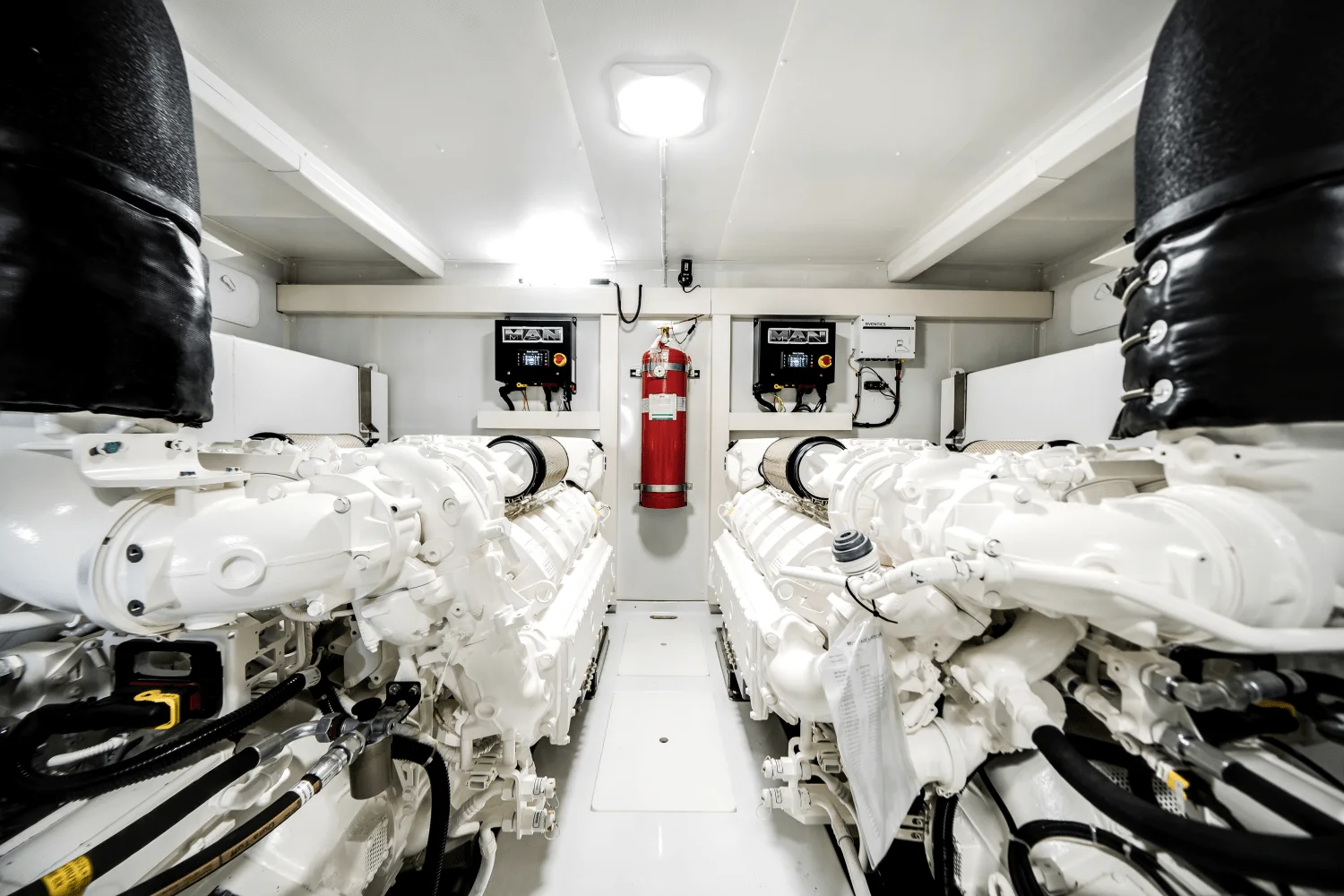 2026 Azimut Fly 72 Image Thumbnail #83