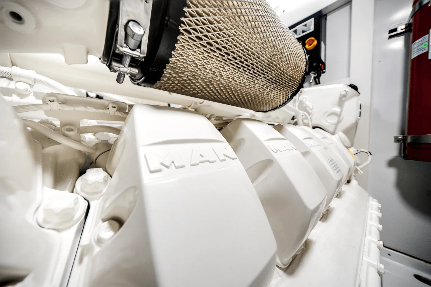 2026 Azimut
                                                             Fly 72 Image Thumbnail #84