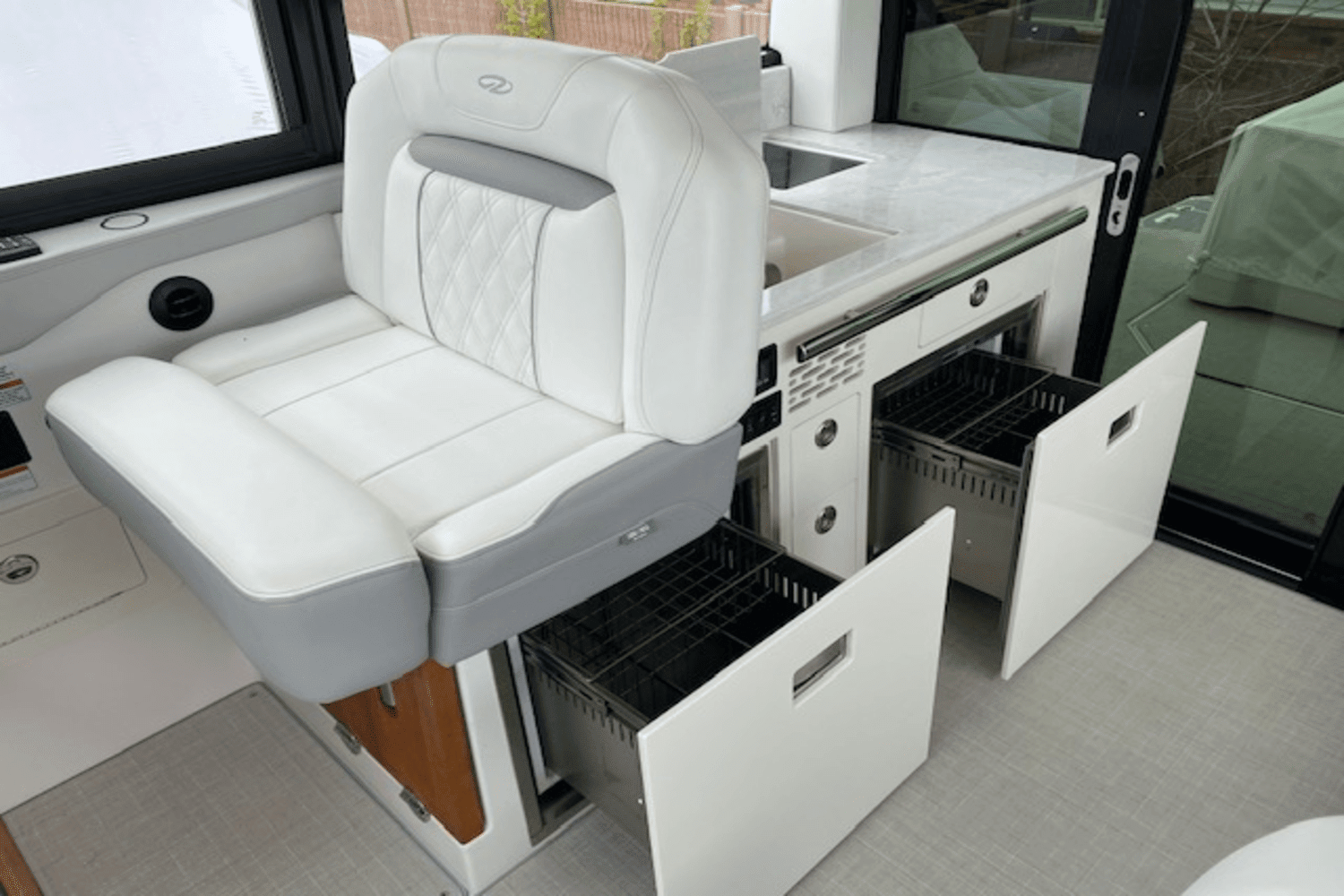 2022 Regal
                                                             36 GRANDE COUPE Image Thumbnail #19