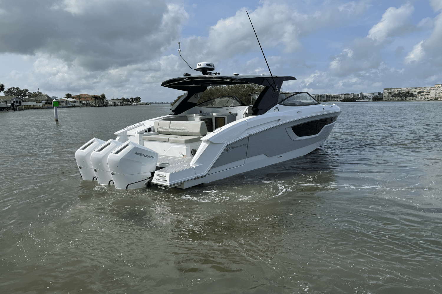 2025 Cruisers Yachts 38 GLS Outboard Image Thumbnail #5