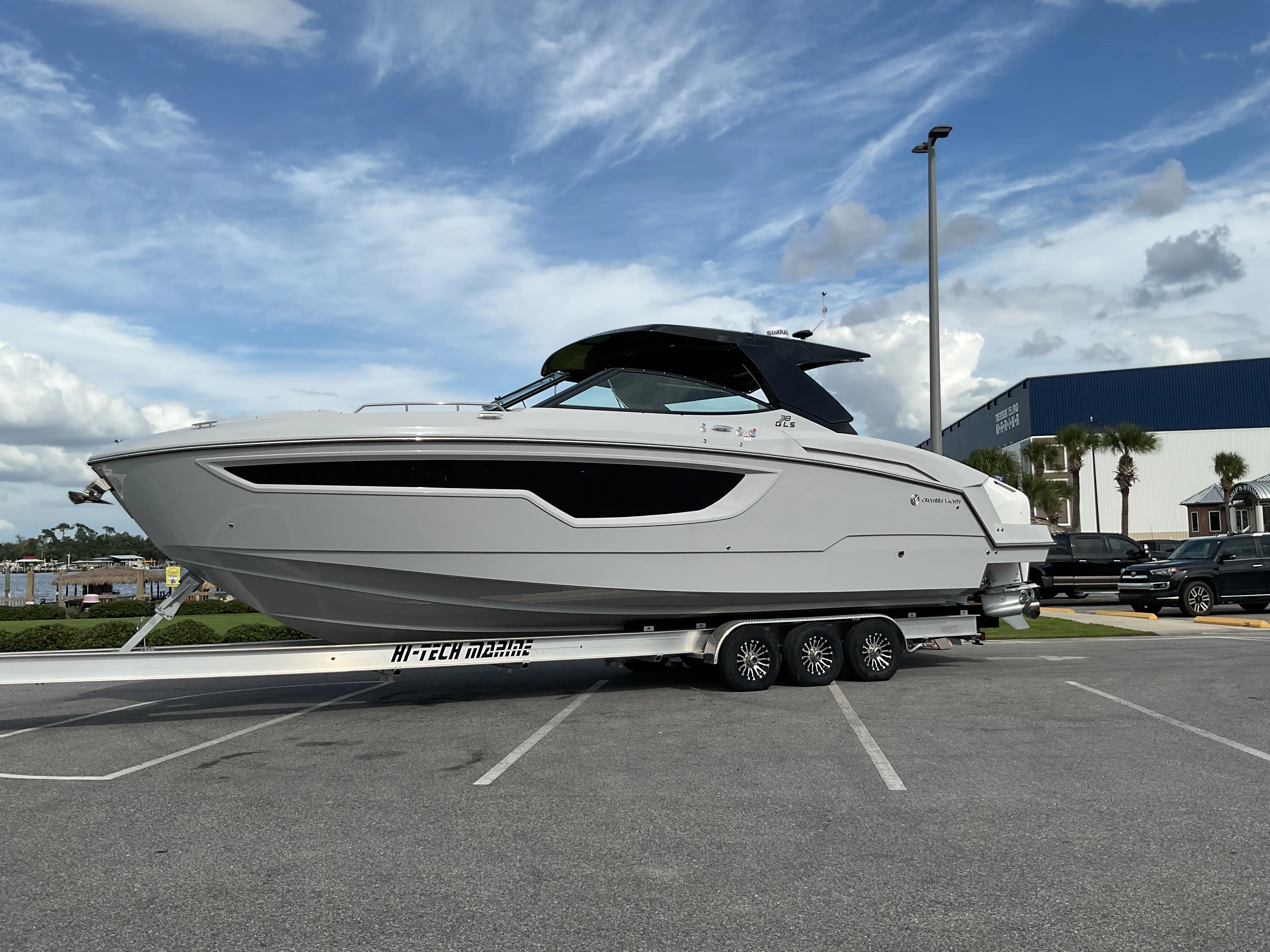 2025 Cruisers Yachts 38 GLS Outboard Image Thumbnail #0